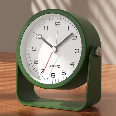 Sveglia analogica da 3,5 pollici – Piccola sveglia silenziosa in stile retrò, senza ticchettio, con angolo regolabile, a batteria e con luce, ideale per comodino o scrivania (verde scuro)