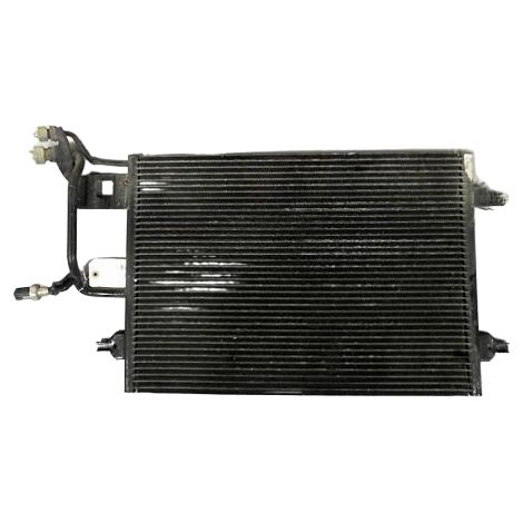 Condenseur Climatisation AUDI A4 Avant 96-99 [PRODUIT D'OCCASION]♻️8d0260403g (1/2)