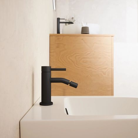 Miscelatore Bidet senza Scarico Slim in Ottone Nero Opaco Mod. Bette (1/5)