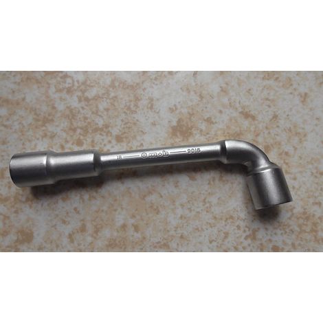 MOB Cl‚àö© ‚àö‚Ć Pipe 6x6 Pans 18 mm