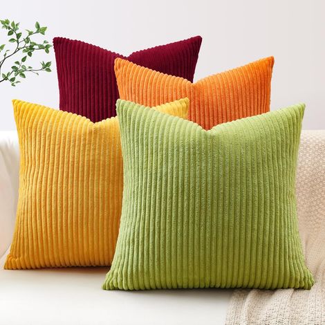 Lot de 4 Housse de Coussin en Velours Côtelé Décoratif Canapé Taie d'oreiller Doux Decoration pour Maison Salon Chambre Canapé Décoration 60x60cm (Jaune Orange) (1/5)
