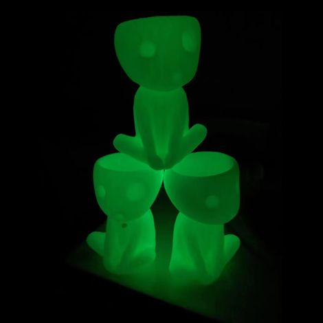 Pot de fleurs lumineux en forme de tête, en résine, avec trou de drainage, idéal pour les plantes succulentes et la décoration de la maison ou du bureau. (1/3)