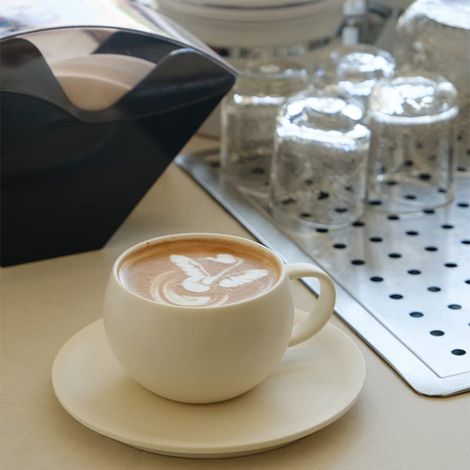 Tasse à café en forme d'œuf, tasse à thé ronde avec soucoupe, crème mate, 226,8 grammes (environ) (crème) (1/4)