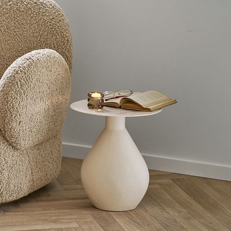 Malin table d'angle Ø36cm Off-White. (1/5)