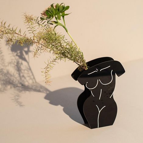 Vase à fleurs en acrylique polyvalent, élégant, léger et décoratif, de forme moderne, idéal pour le salon et la chambre à coucher (femme). (1/5)
