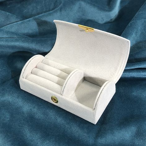 Petite boîte à bijoux, boîte à bijoux de voyage, coffret cadeau pour bagues et boucles d'oreilles, un cadeau pour femmes et filles. (1/5)