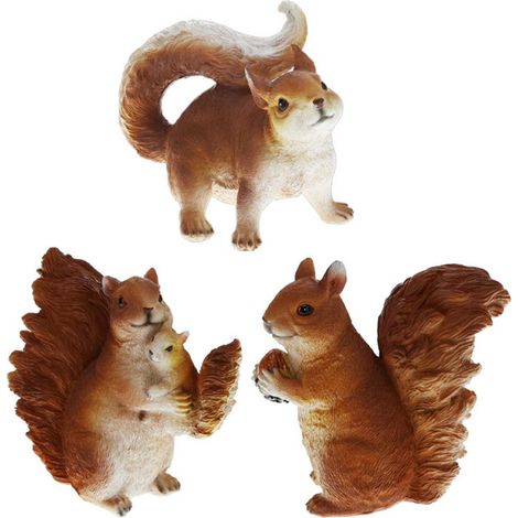 Set di 3 statuette da giardino a forma di scoiattolo. (1/4)