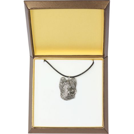 Briard, Berger de Brie - eine Halskette mit Hund in einer Geschenkverpackung, ein versilbertes Medaillon für einen Hundefan, ein beeindruckender Anhänger von Art-Dog (1/5)