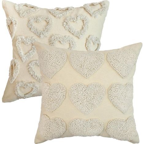 Housses de coussin Saint-Valentin en fausse fourrure douce beige à motif cœur, lot de 2 pièces 45 x 45 cm, housses de coussin en velours jacquard pour la décoration du canapé (1/5)