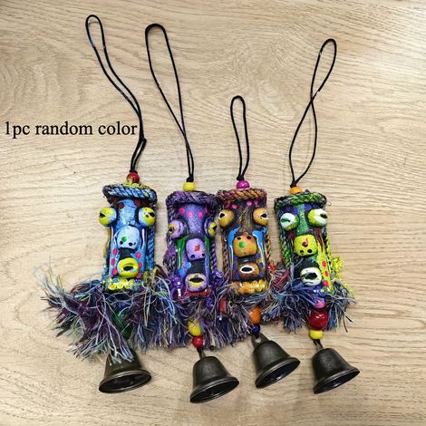 Carillons éthniques de Yunnan faits à la main, avec totems rétro et décorations de pompons (1/4)