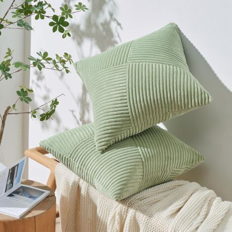 BUNTHAUS Lot de 2 Housse Coussin Canape 40x40 Vert Sauge en Velours Côtelé Super Doux,Housse Coussin Decoratif Canape Motif à Rayures Patchwork Decoration Maison Salon Chambre pour Canapé (1/4)