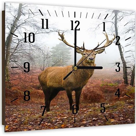 Horloge Forestière Majestueuse avec Cerf en Brume - 30 x 30 cm