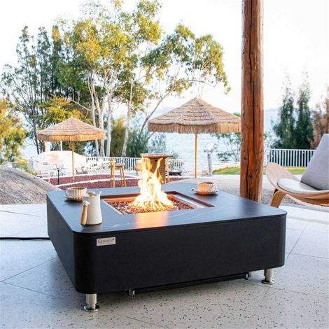 Brasero à gaz COPENHAGEN – Mobilier de jardin en béton GFRC – Plateau en porcelaine marbre noir – 107 x 107 x 35,6 cm – 60 000 BTUs – Elementi