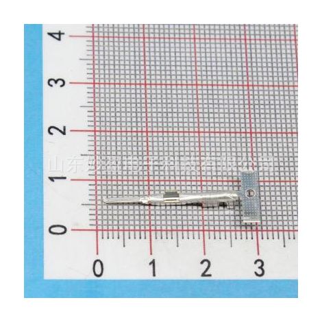 353537-1 TE/AMP Import-Steckverbinder und -Klemmen sind auf Lager. (1/4)