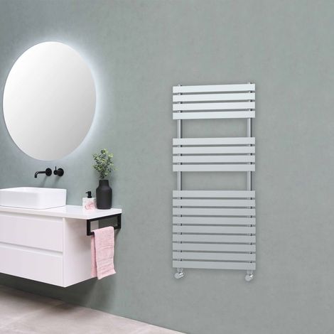 Delta Flat Panel Towel Rail - Chrome - 1106 x 500mm (1/2)