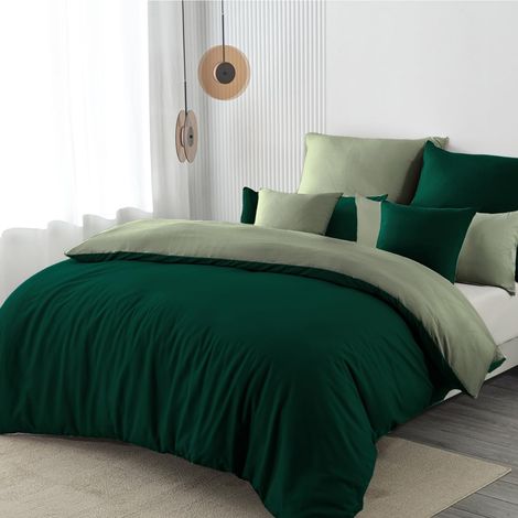 Parure de lit 2 pièces réversible en microfibre 135 x 200 cm - Doux et infroissable - 1 housse de couette + 1 taie d'oreiller 80 x 80 cm - Avec fermeture éclair - Vert foncé/vert sauge (1/5)