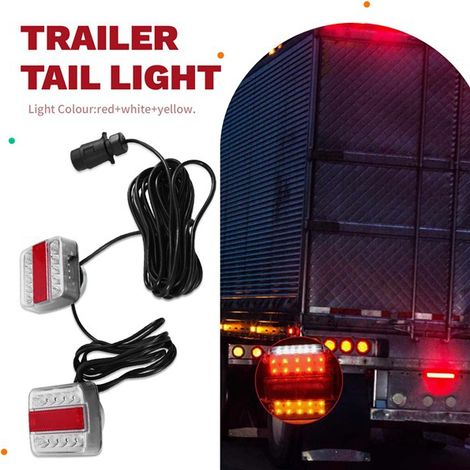 1 set of 12V trailer rear lights with 7-pin connector, brake and parking lights, license plate light, reflectors and truck lights.