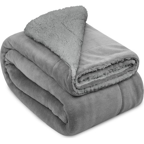 Beautissu Alina Plaid sherpa Plaid doux XXL 200cm, 150cm, gris clair