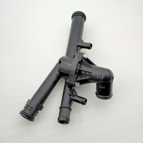 03H121117A is applicable to Passat 3.0, Magotan CC, Volkswagen Touareg, and Audi 3.2 thermostat assembly. (1/4)