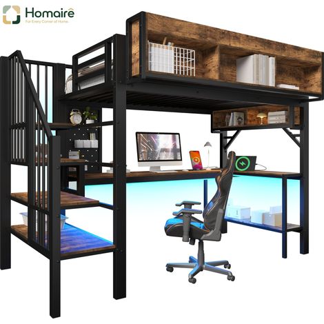 Ce lit mezzanine vintage en brun et noir combine espace de sommeil et espace de… (1/5)