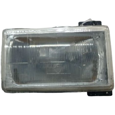 Phare Droit PEUGEOT 104 (1/3)
