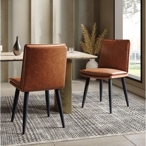 Set de 2 sillas de comedor marrones de PU con doble acolchado y patas de metal,49x57x84cm (1/5)