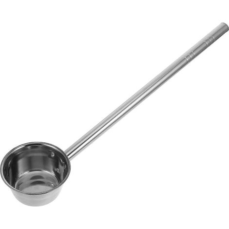 Louche à eau en acier inoxydable avec poignée pour un service et un dosage faciles en cuisine et à table (couleur argent). (1/5)