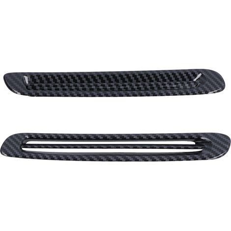 Modification automobile : Cache décoratif de grille d'aération supérieure avant en fibre de carbone texturée pour Mazda CX-30 (2020-2021) (1/5)