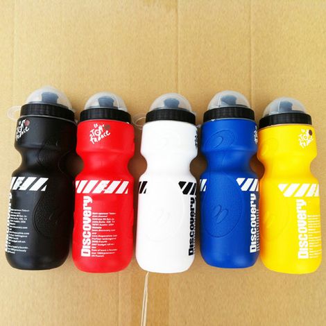 Tragbarer Outdoor-Trinkbecher aus Kunststoff, Teeflasche, Becher, 650 ml Fassungsvermögen (blau) (1/5)