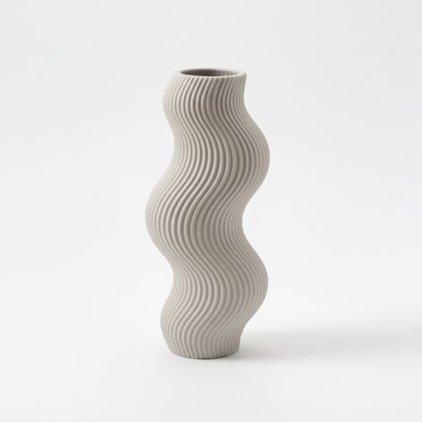 Vaso decorativo a forma di onda, grigio, dal design minimalista.