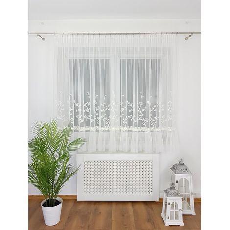 Fertiger Vorhang 300x160 cm aus feinem Netzgewebe mit Stickereien, Rüschen und Perlen (1/5)