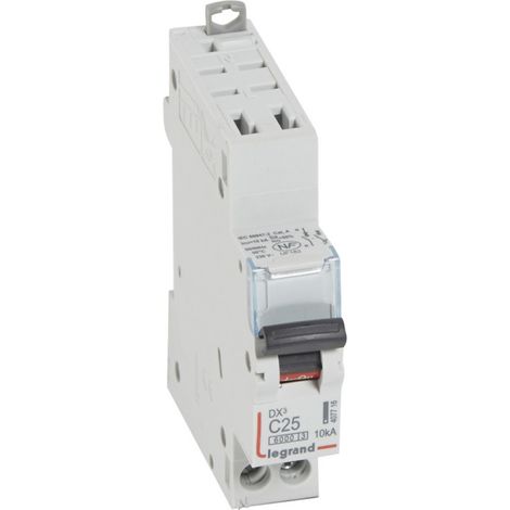 Disjoncteur DX6000 10kA arrivée haute automatique et départ bas à vis U+N 230V 25A courbe C 1 module (407716)