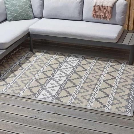 Foldable Garden Outdoor Rug 150 x 210cm Polypropylene Waterproof Patio Rug Grey Geometric Reversible Indoor Outdoor Plastic Rug