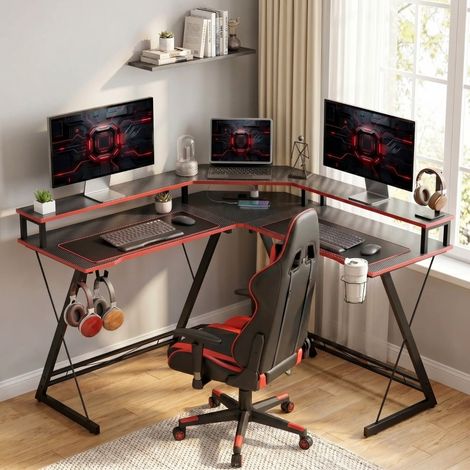 Scrivania angolare a L con prese, 128 x 128 cm, supporto monitor, nera DESVIAE (1/5)