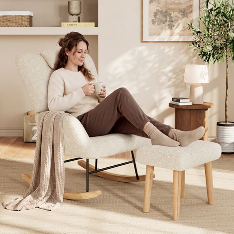 SYEKLAOO – Fauteuil à bascule en peluche beige – avec repose-pieds – fauteuil de relaxation pour salon avec poches latérales et coussin lombaire – 75x77x92.5 cm (1/5)