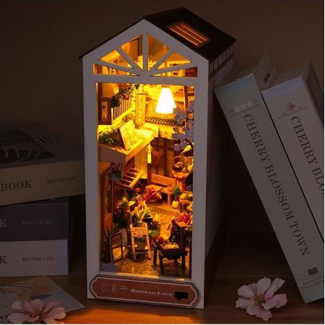 Kit Book Nook, maison de poupée miniature pour adultes et enfants, kit de book nook DIY avec lumière LED puzzle 3D en bois (1/5)