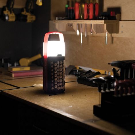 Batterie organizer mit laterne und tester fur 42 batterien