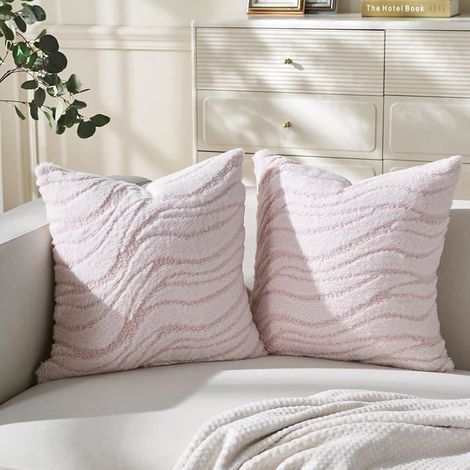 Set of 2 "Water Ripples" faux fur sofa cushion covers, soft and plush, 45 x 45 cm, pink.