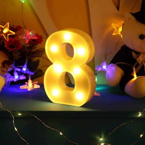 Numero 8 luminoso bianco a LED decoro per eventi feste luce calda 3000k 16x3cm alimentato da 2 batterie (1/5)