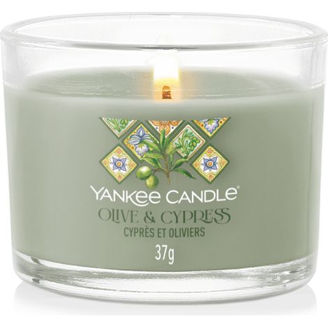 Mini candela Yankee Candle all'oliva e cipresso, 37 g