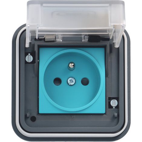 Hager – Prise de recharge encastrée pour véhicule électrique 3,7 kW – Indice de protection IP55 – Montage extérieur – 2P+T M2+