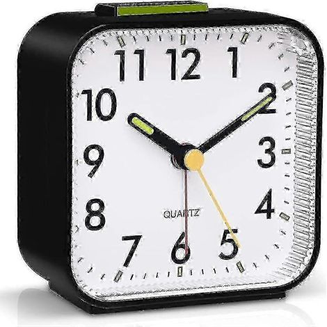 Ce réveil silencieux, sans tic-tac au chevet du lit, fonctionne sur piles et dispose d'une veilleuse, d'un grand écran et d'une fonction snooze, ce qui le rend idéal pour une utilisation dans les cham (1/5)