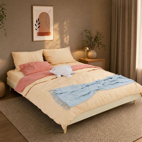Cama 160x200 cm estructura de cama baja de terciopelo beige DESVIAE (1/5)