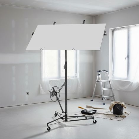 Faltbarer Plattenheber 125 x 137 x 180 cm aus grauem Stahl, 68 kg, für hohe Decken – MEUBLIV (1/5)