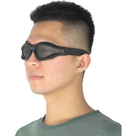Lunettes de sécurité enfant réglables, légères et résistantes pour activités sportives en plein air. (1/4)