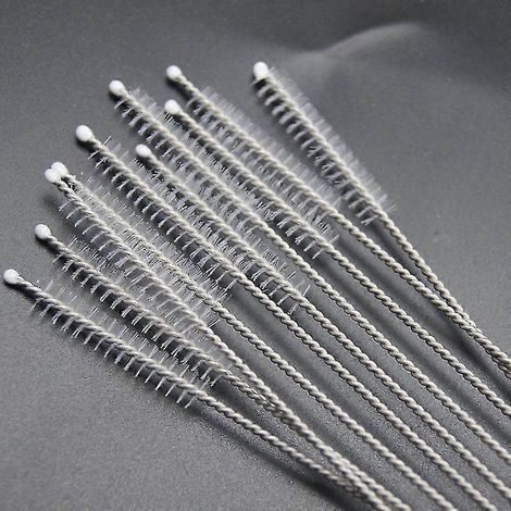 Lot de 10 goupillons en nylon pour pailles et pipes en acier inoxydable et verre. (1/5)