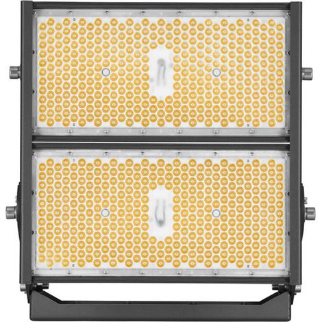 Kranstrahler Iluminator 75.400Lm 10m Gummikabel + Stecker Schutzart d. (1/5)