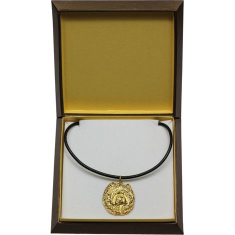Chow Chow – eine Halskette mit einem Hund in einer Geschenkbox, ein vergoldeter Anhänger für Hundeliebhaber, beeindruckender Schmuck der Marke Art-Dog (1/5)