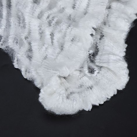 2 sachets de toiles d'araignée décoratives pour Halloween, toiles super extensibles pour fêtes intérieures et extérieures (1/5)