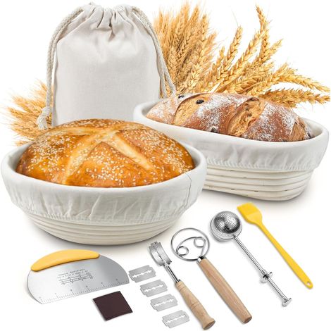 Banneton pour Pain, Corbeille a Pain (23cm Ronde et 24.5cm Ovale) avec Grattoir à Pâte, Mélangeur à Pâte, Lame à Pain, Tamis à Sucre, Idéal Set de Paniere a Pain pour les Pains et Levains (1/5)